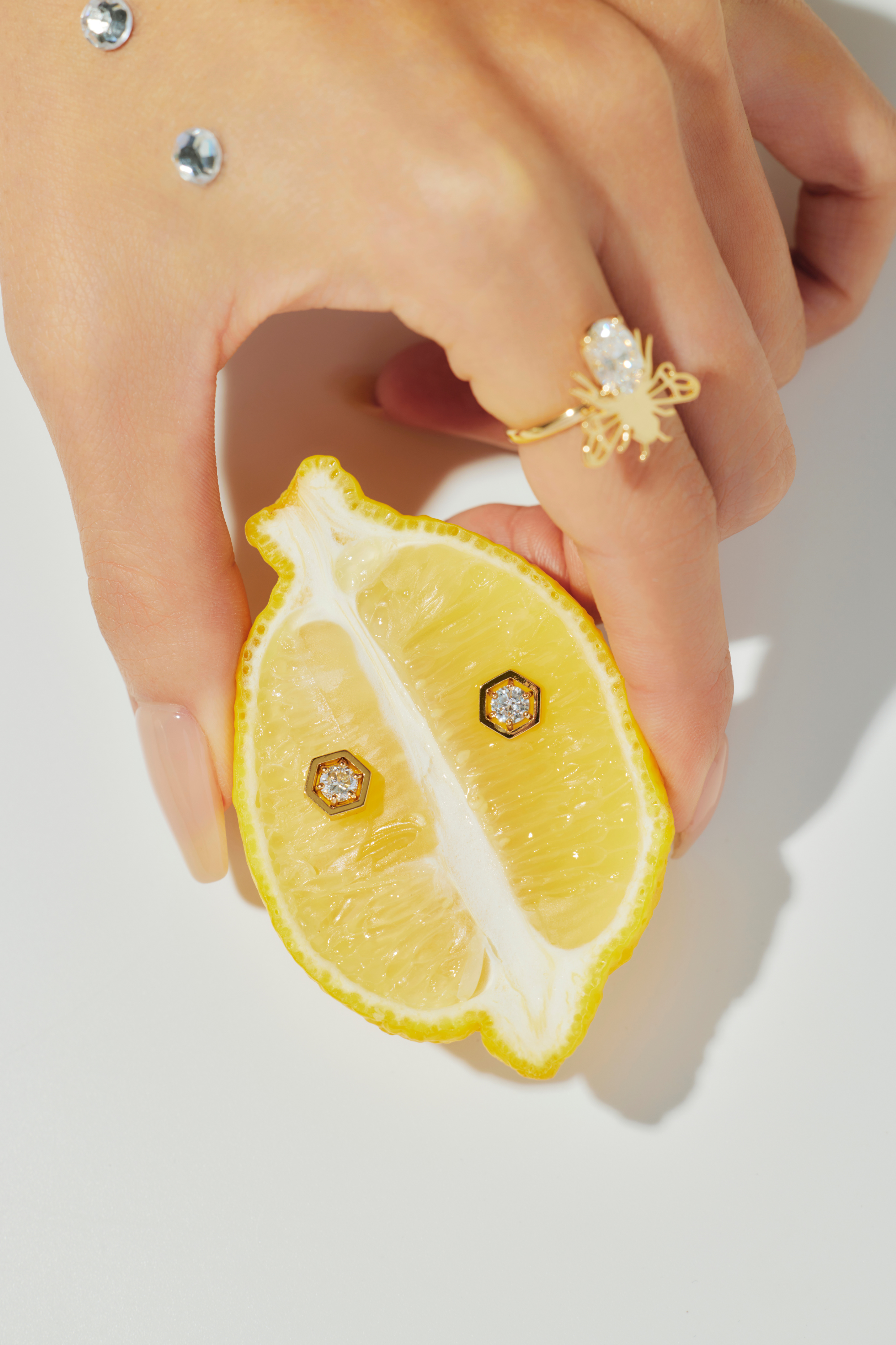 ハニカムピアス【M.anela by HARUKO】