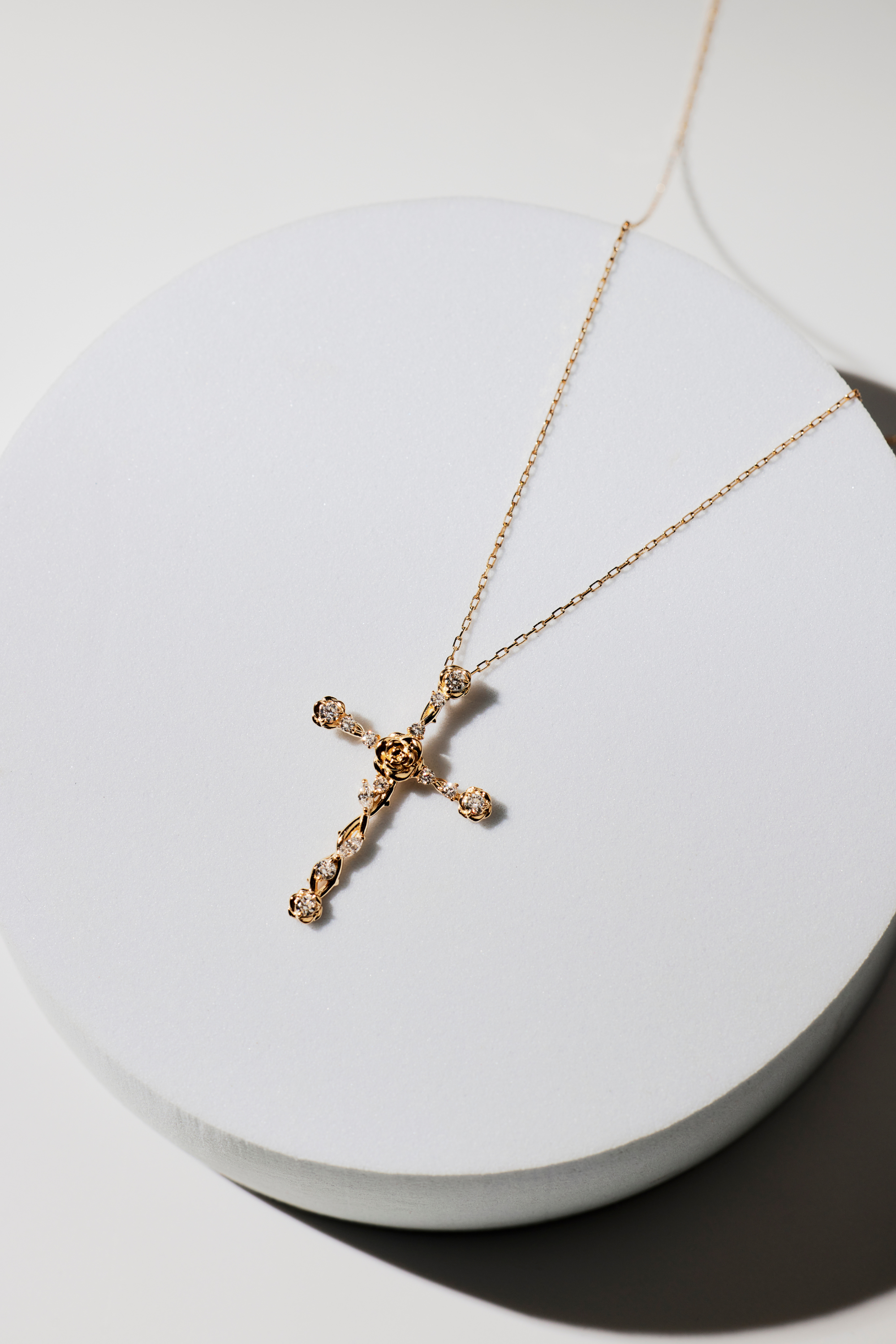 ローズダイヤモンドネックレス