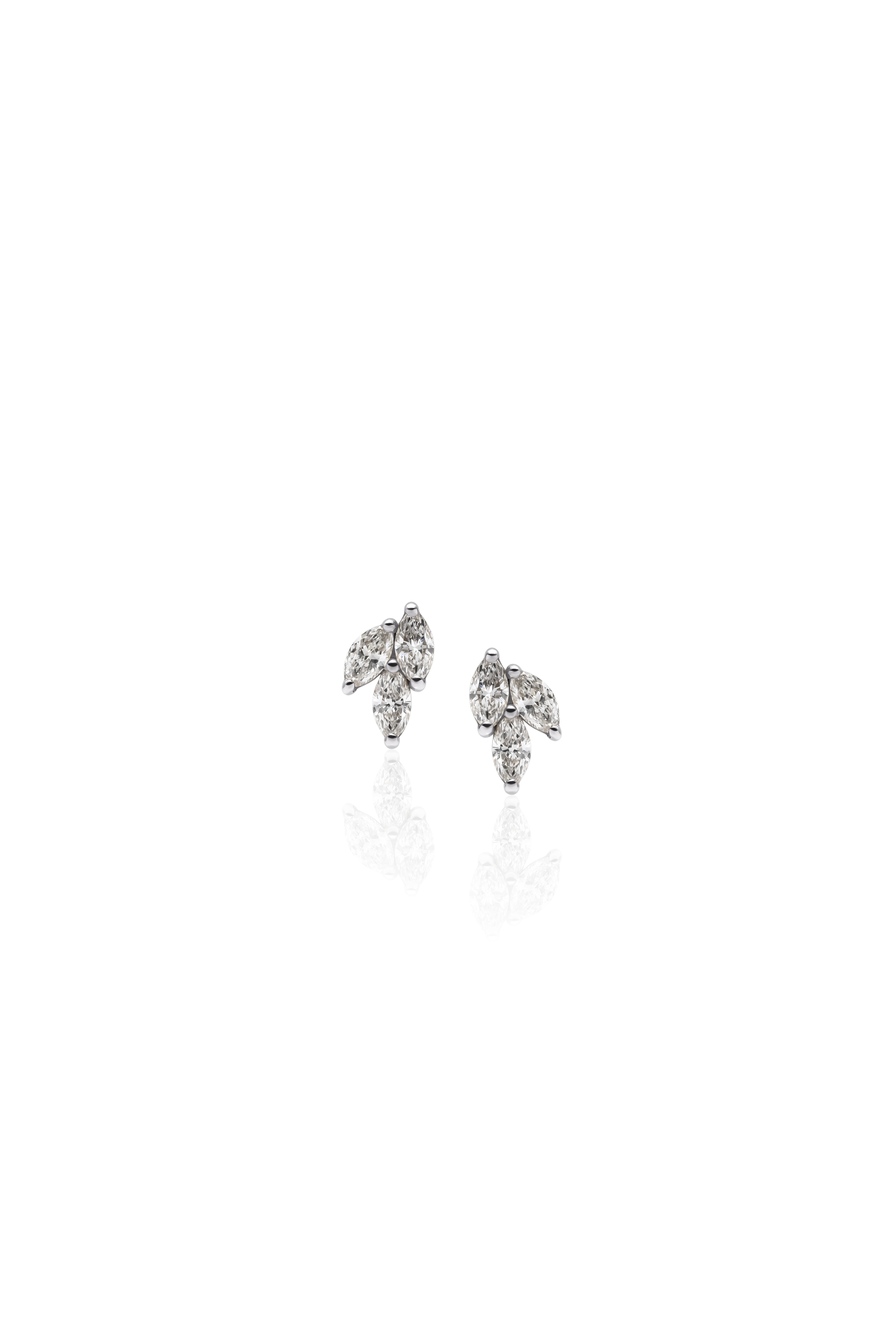 【NEW】トリプルマーキスピアス